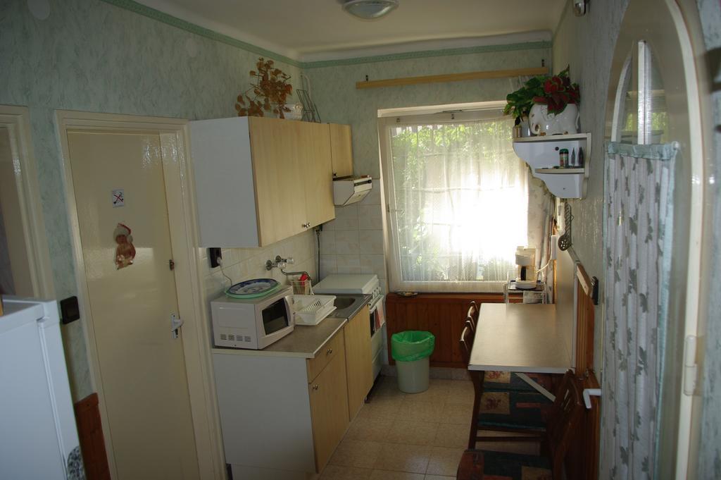 Balaton-Lak Apartmanhaz Шіофок Екстер'єр фото